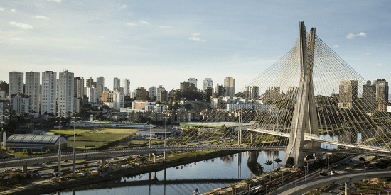 Art.52 LaCrisisBrasileñaysugrisporvenir